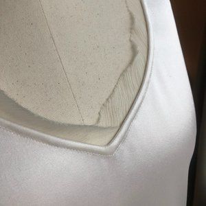 St. John Couture liquid silk sleeveless V neck top